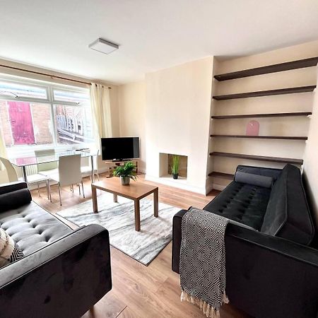 Central 4 Bedroom House With Driveway Newcastle upon Tyne Eksteriør billede